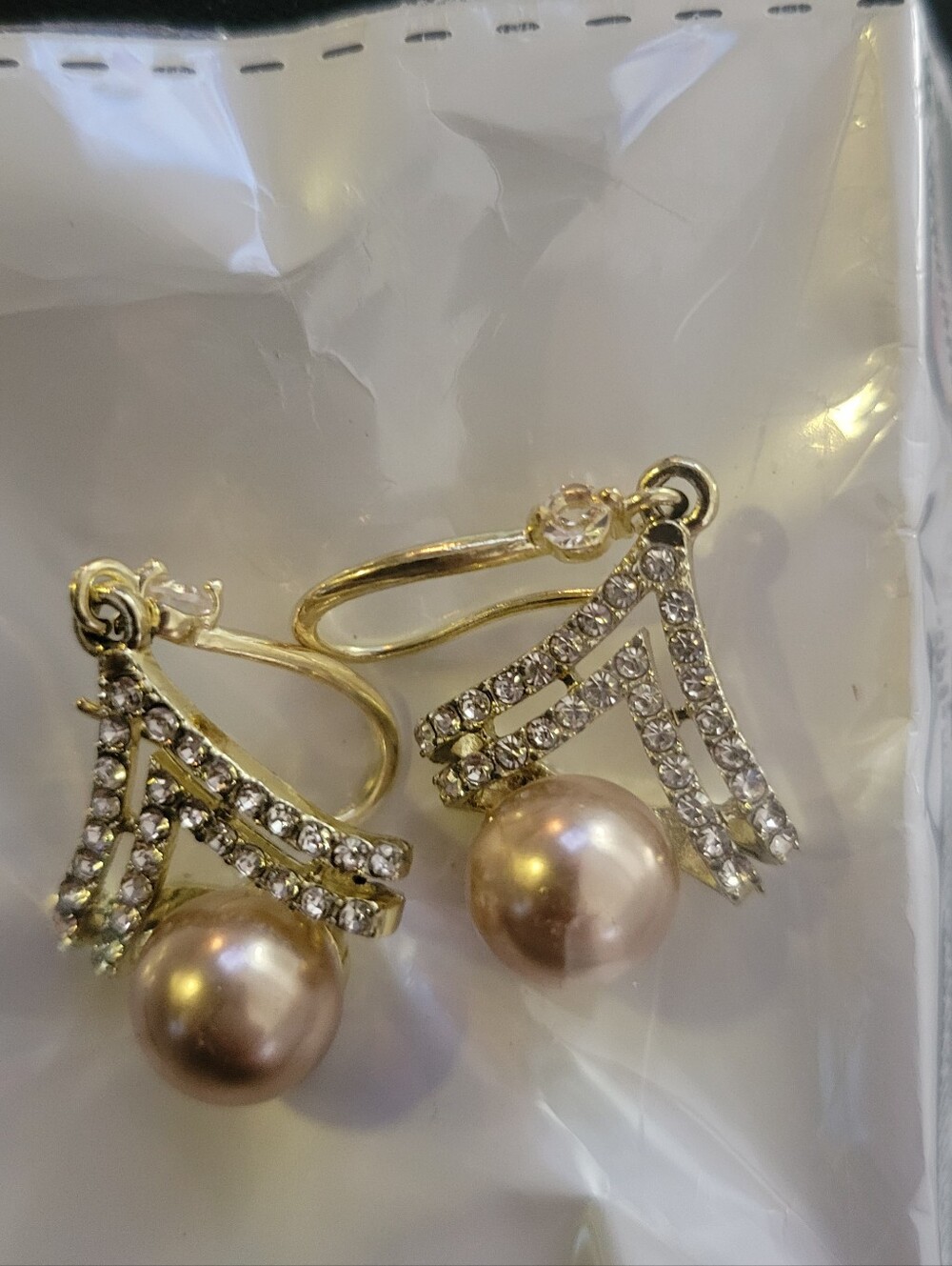 Beautiful Rose Gold Pearl Drop Earrings with Crystal Accents - NEW!